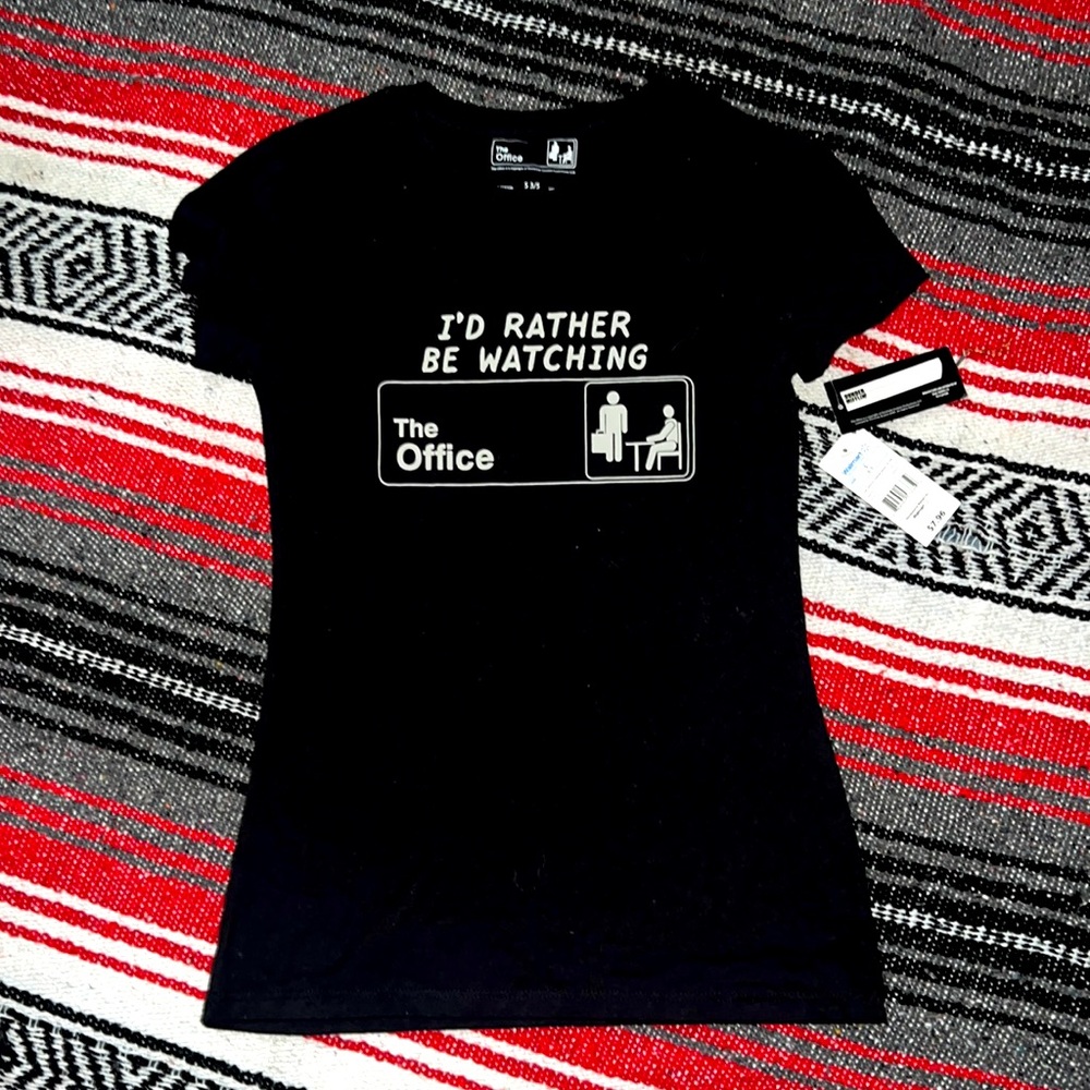 Dunder Midflin shirt